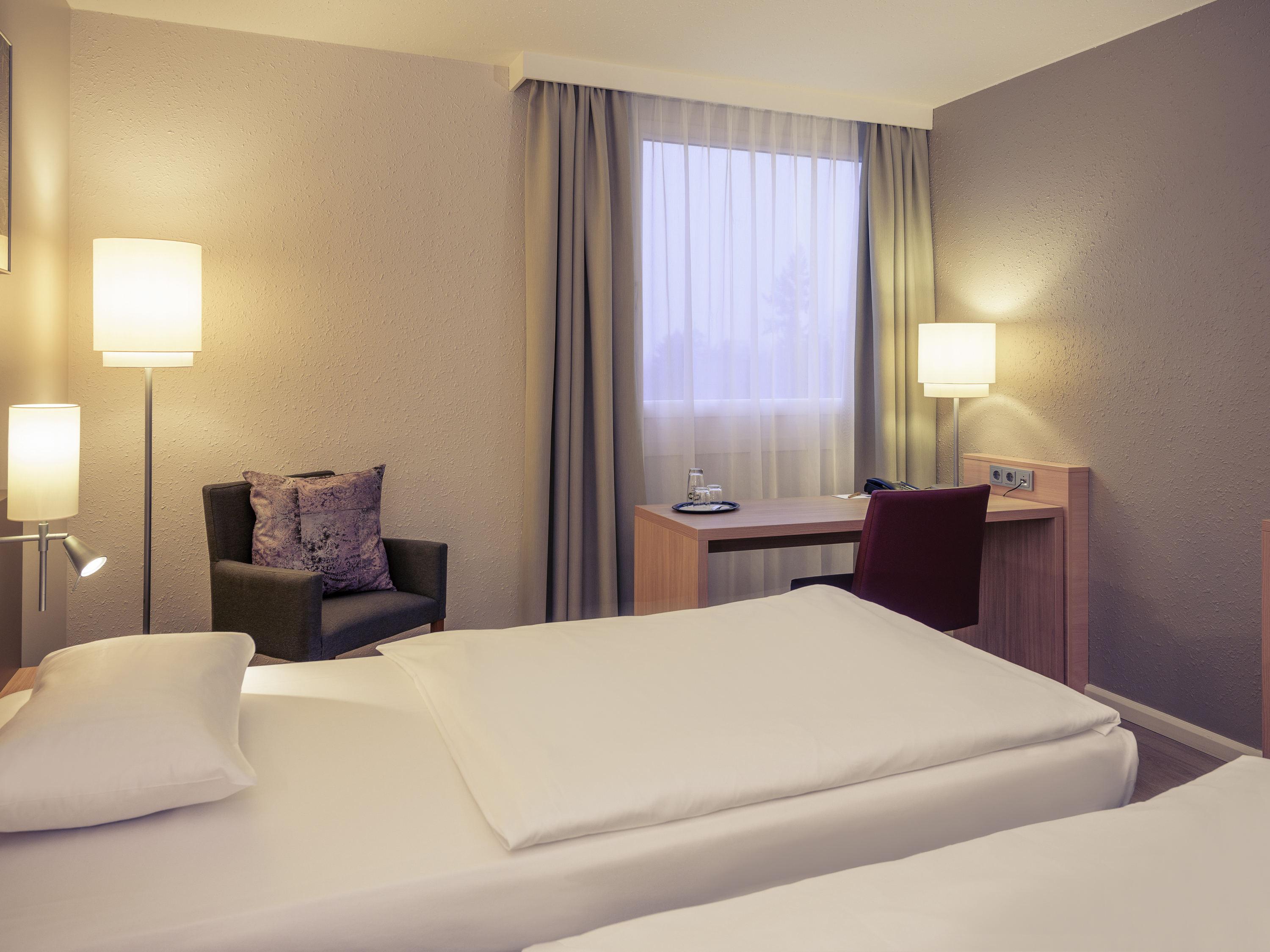 Fuerther Hotel Mercure Nuernberg West Exterior photo